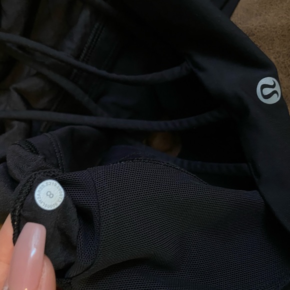 Lululemon Sports Bra - Picture 5 of 6